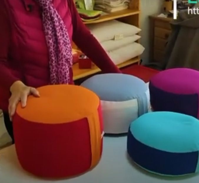 Zafu bio en petit &eacute;peautre avec housse : coussin de yoga, m&eacute;ditation ou d&eacute;coration &eacute;co-responsable